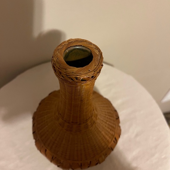 Chinese Shanghai Woven Brown Wicker Vase Decor Hand Crafted Collectible Vintage - Picture 3 of 6